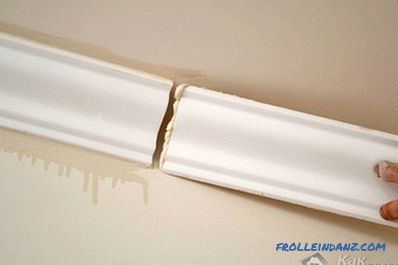 Come incollare un plinto a soffitto - incolliamo filetti + foto
