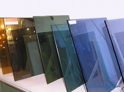 Tipi di finestre di plastica: capire la varietà