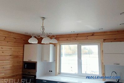 Come rinfoderare il soffitto in una casa in legno: le migliori soluzioni