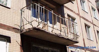 Vetratura di un balcone con le proprie mani + foto