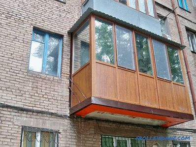 Riparare il balcone con le proprie mani - nella casa del pannello nella foto di Krusciov +