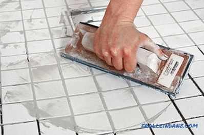 Stuccare le piastrelle nel bagno fai da te: istruzioni passo-passo
