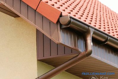 Come installare le prugne sul tetto